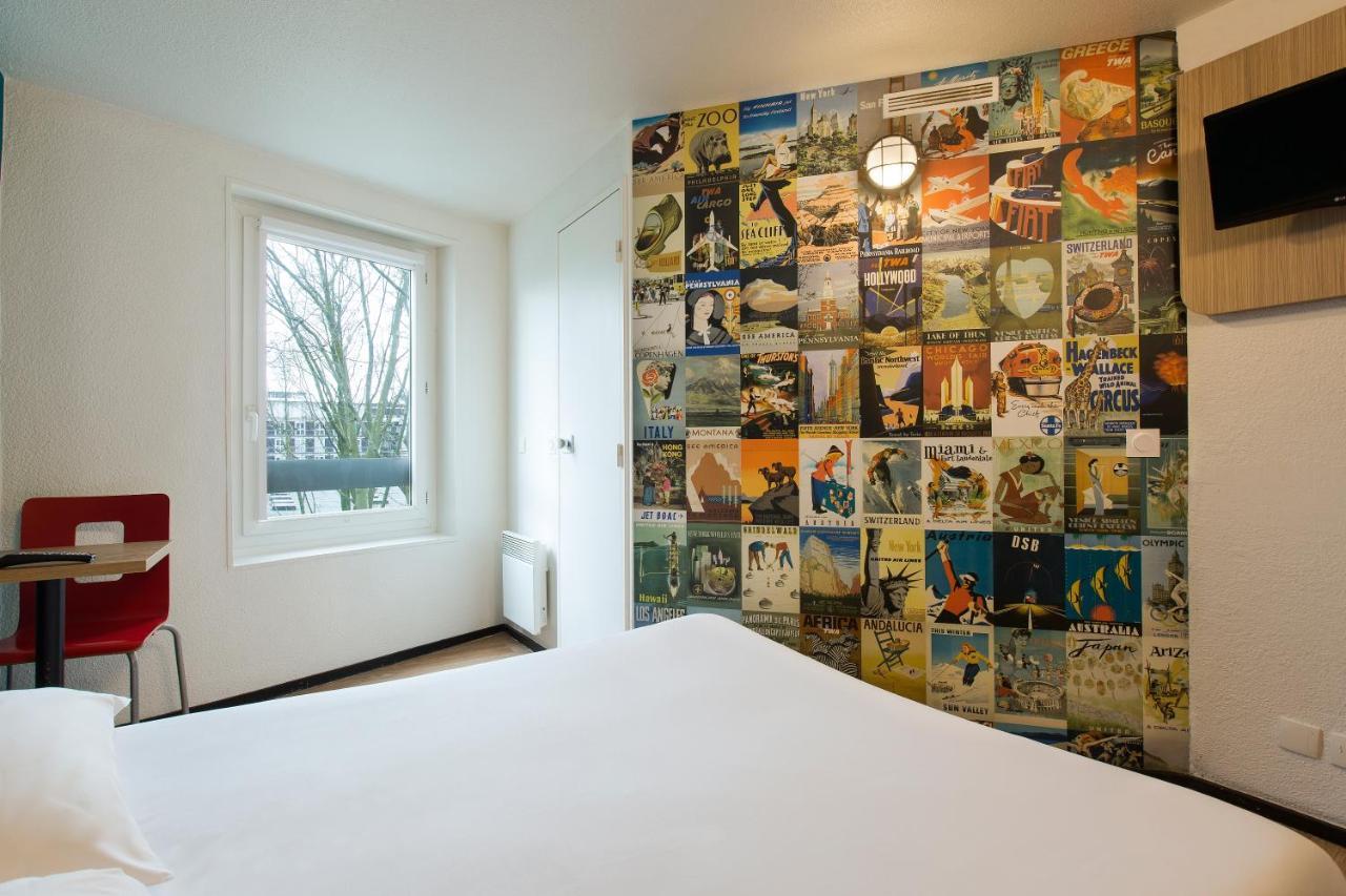 F1 Hotel